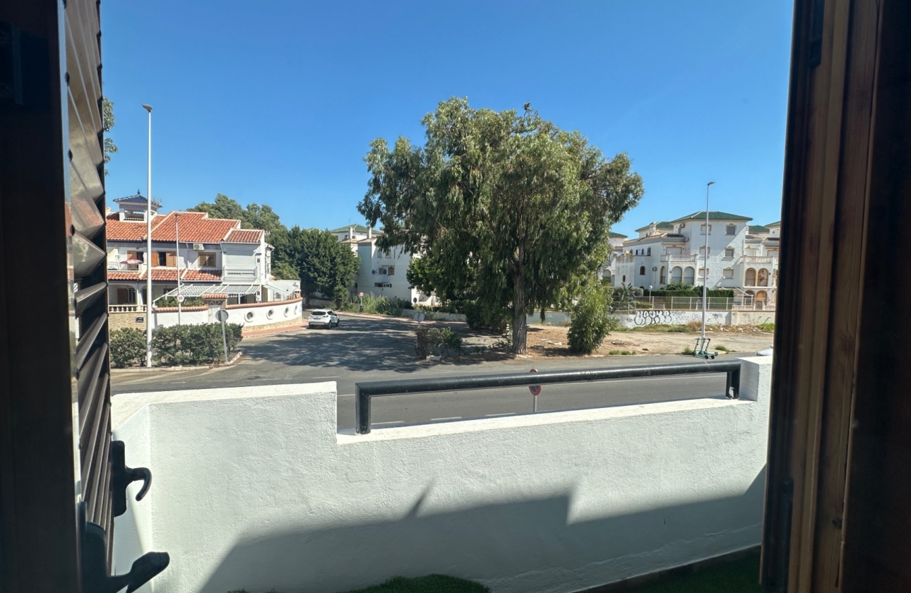 Resale - Townhouse - Torrevieja - La Mata
