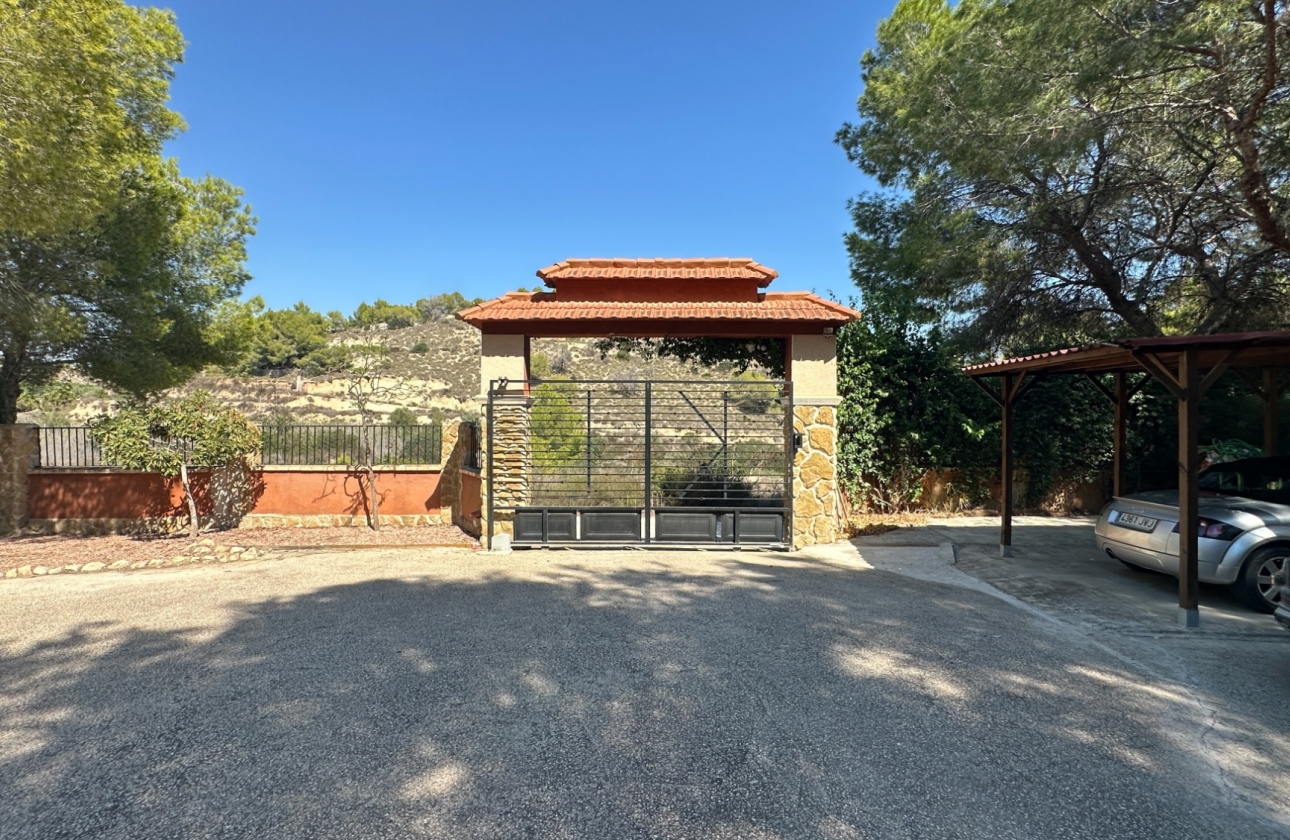 Resale - Finca / Country House - San Miguel de Salinas - Costa Blanca Sur