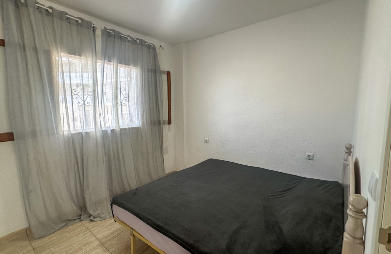 Reventa - Apartment - Orihuela Costa - La Zenia