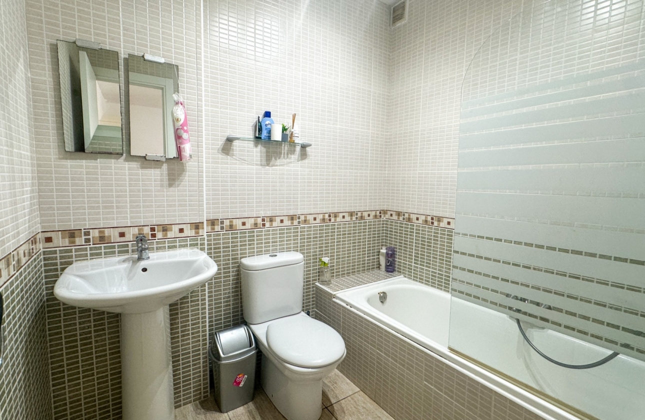 Reventa - Apartment - Orihuela Costa - La Zenia