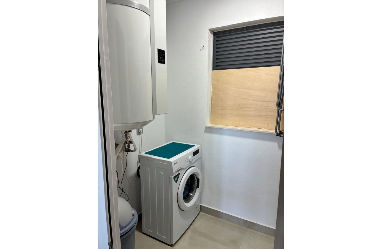 Resale - Apartment - Pilar de la Horadada