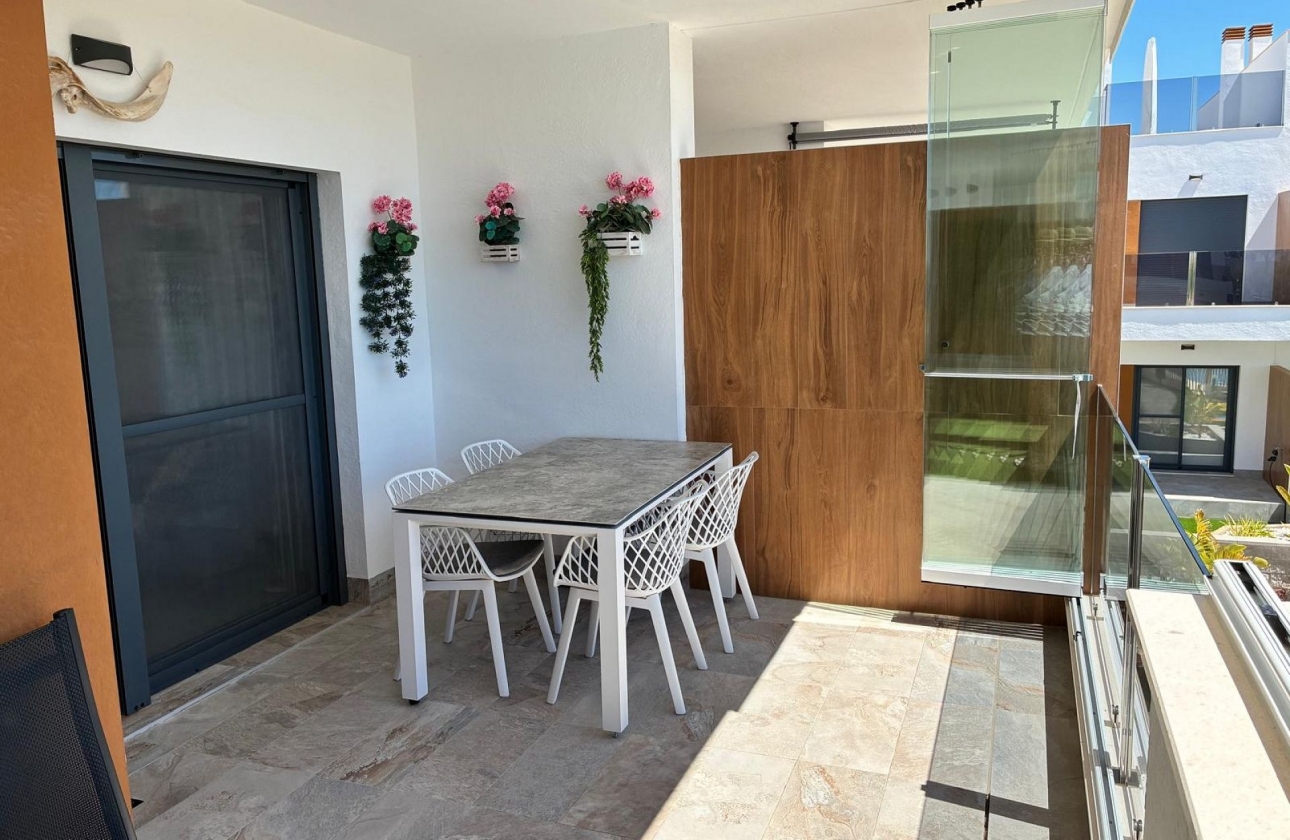 Resale - Apartment - Pilar de la Horadada