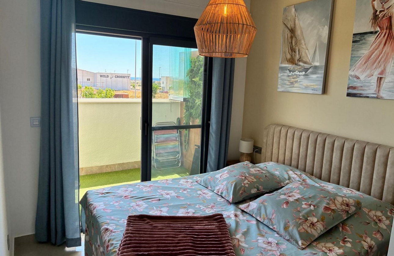 Resale - Apartment - Pilar de la Horadada