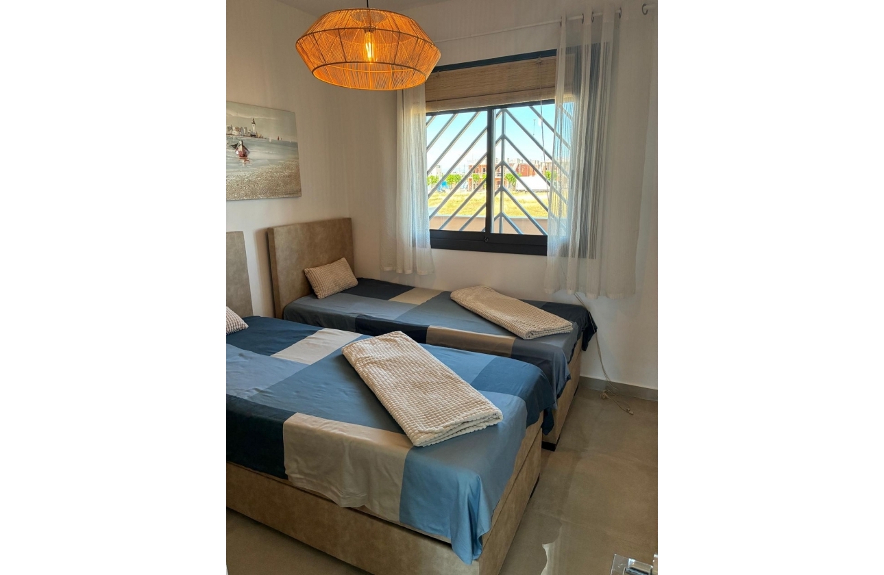 Resale - Apartment - Pilar de la Horadada