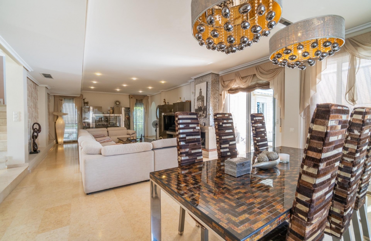 Reventa - Villa - Torrevieja - La Mata