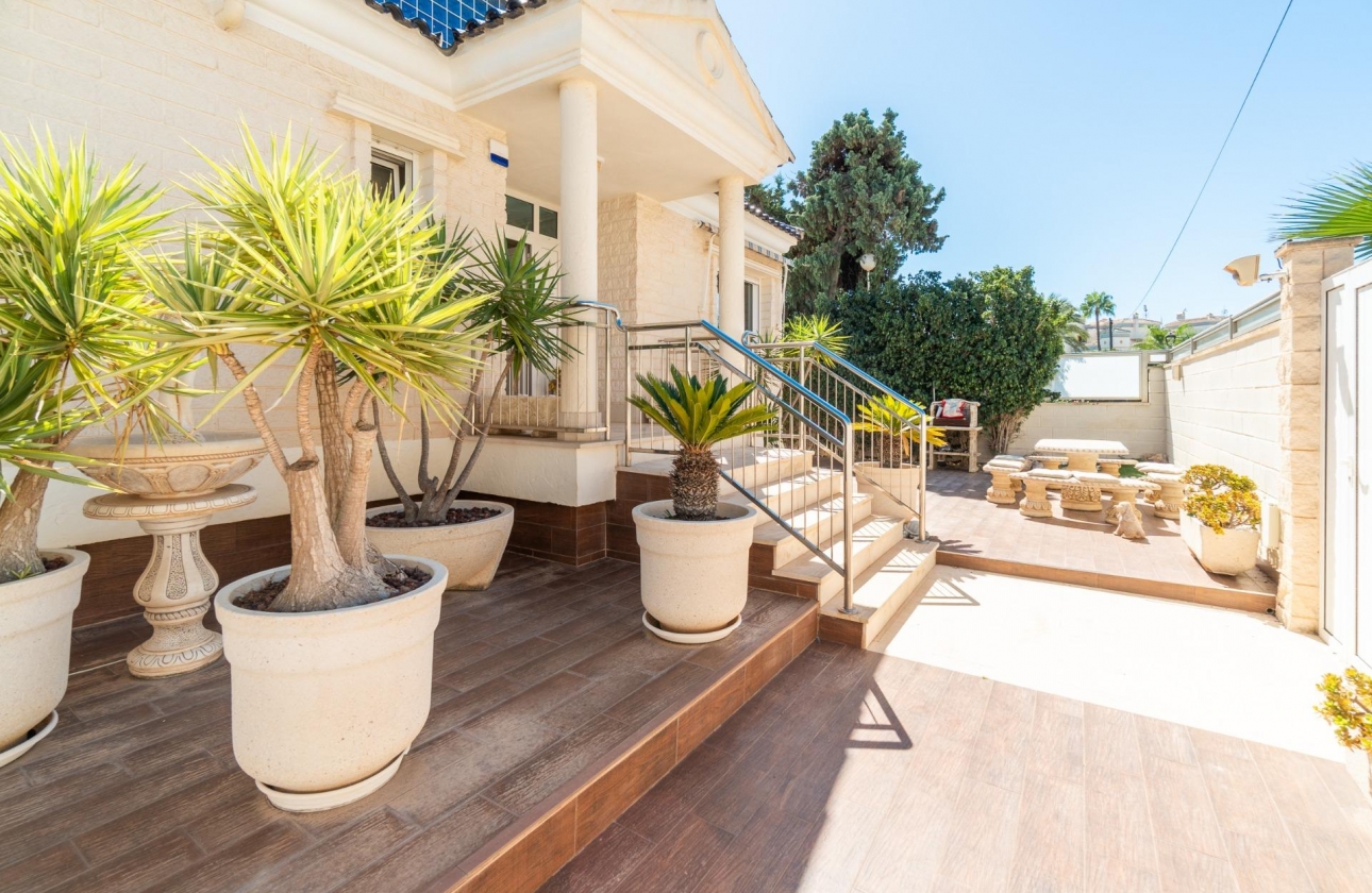 Reventa - Villa - Torrevieja - La Mata