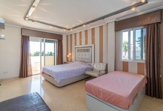 Reventa - Villa - Torrevieja - La Mata