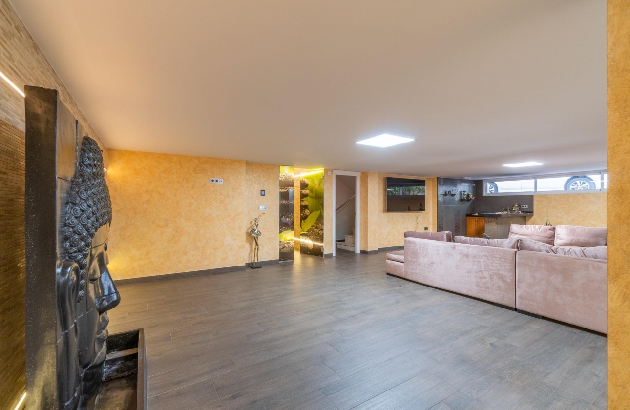 Reventa - Villa - Torrevieja - La Mata