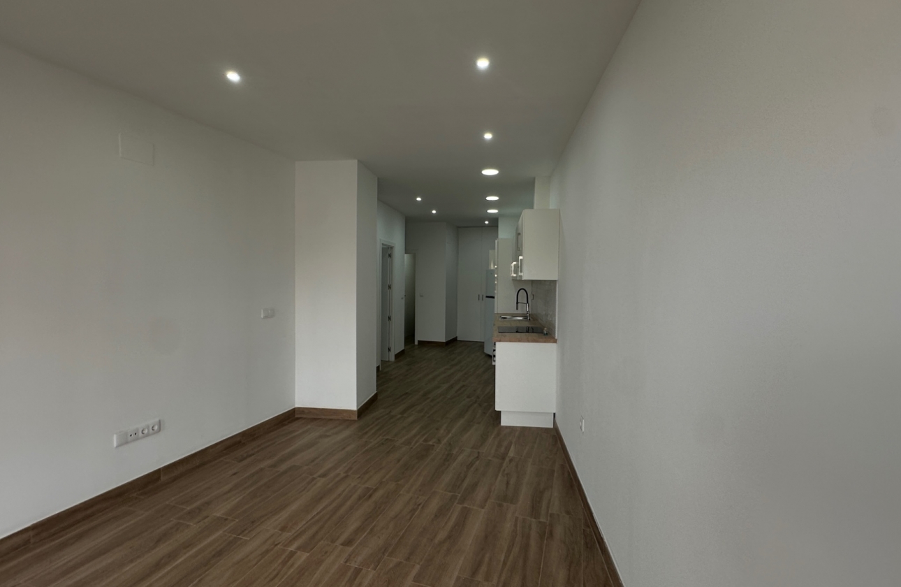 Resale - Apartment - Torrevieja - Centro