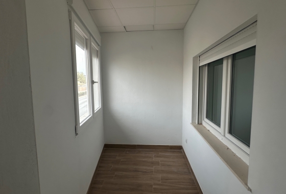 Resale - Apartment - Torrevieja - Centro