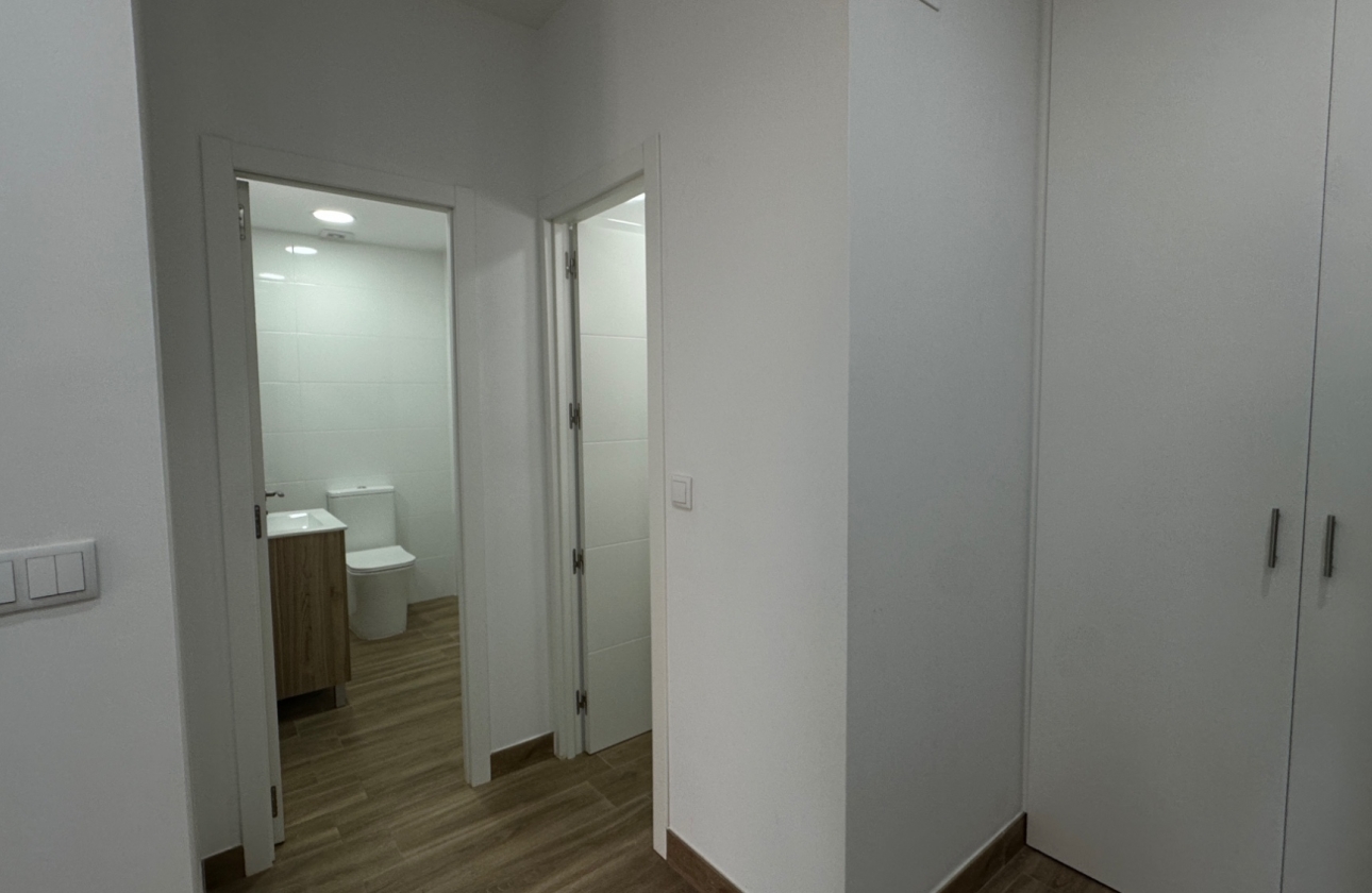 Resale - Apartment - Torrevieja - Centro
