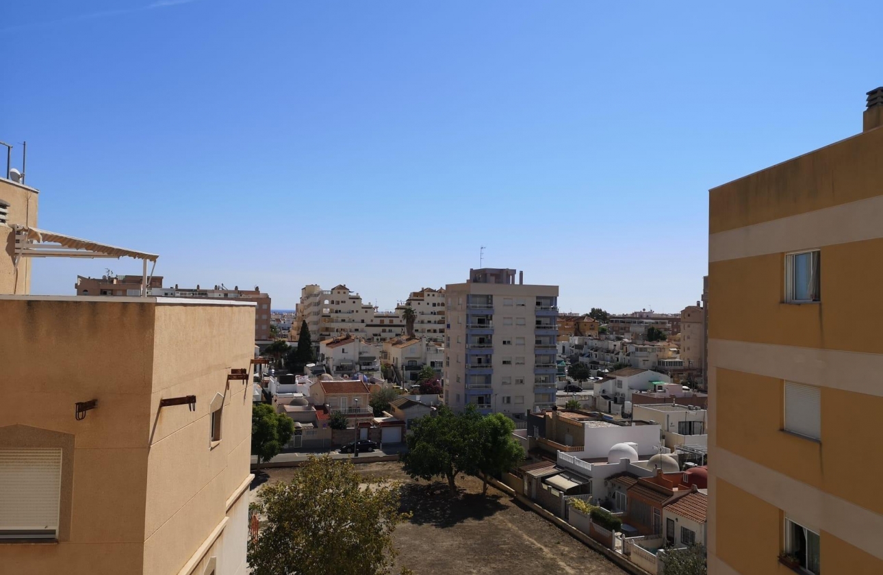 Resale - Apartment - Torrevieja - Nueva Torrevieja