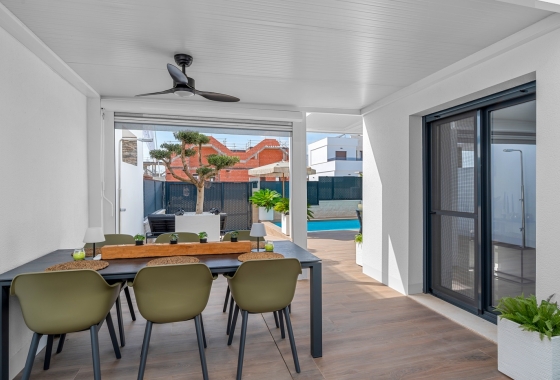 Reventa - Villa - Orihuela Costa - Orihuela