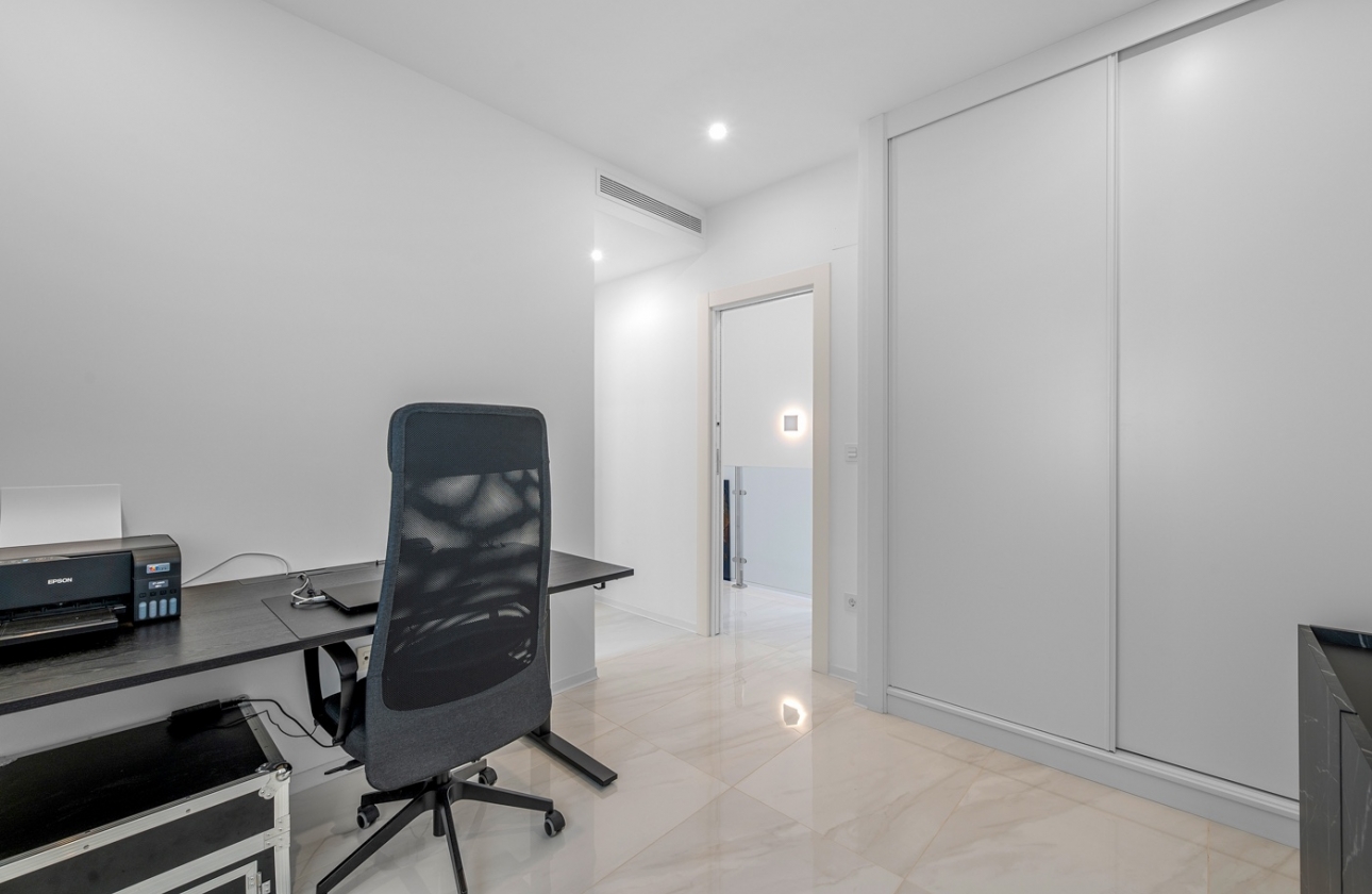 Reventa - Villa - Orihuela Costa - Orihuela