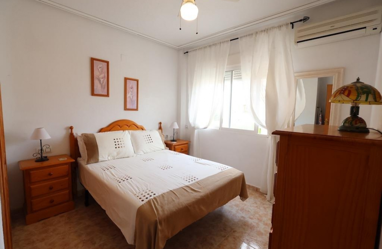 Reventa - Bungalow - Orihuela Costa - La Zenia