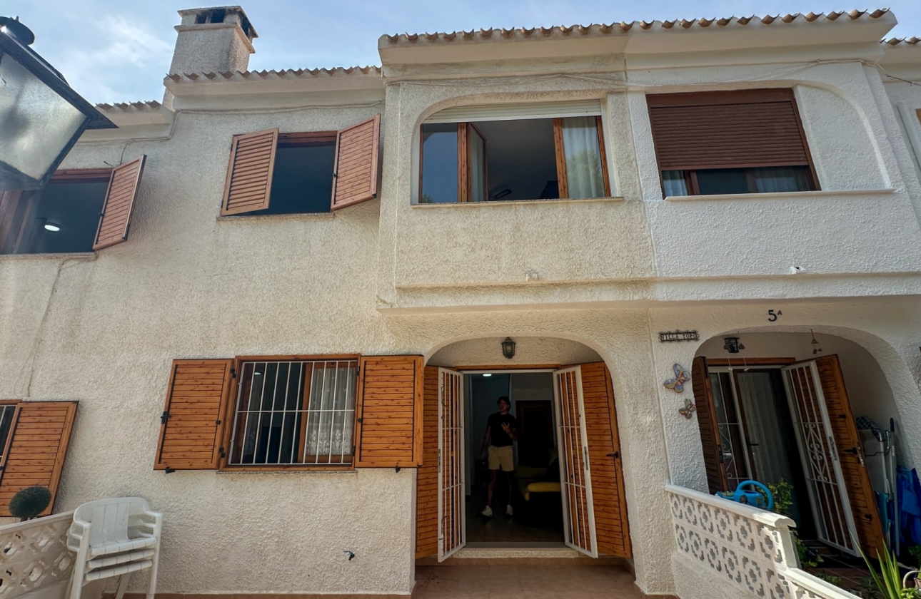 Resale - Townhouse - Orihuela Costa - Playa Flamenca