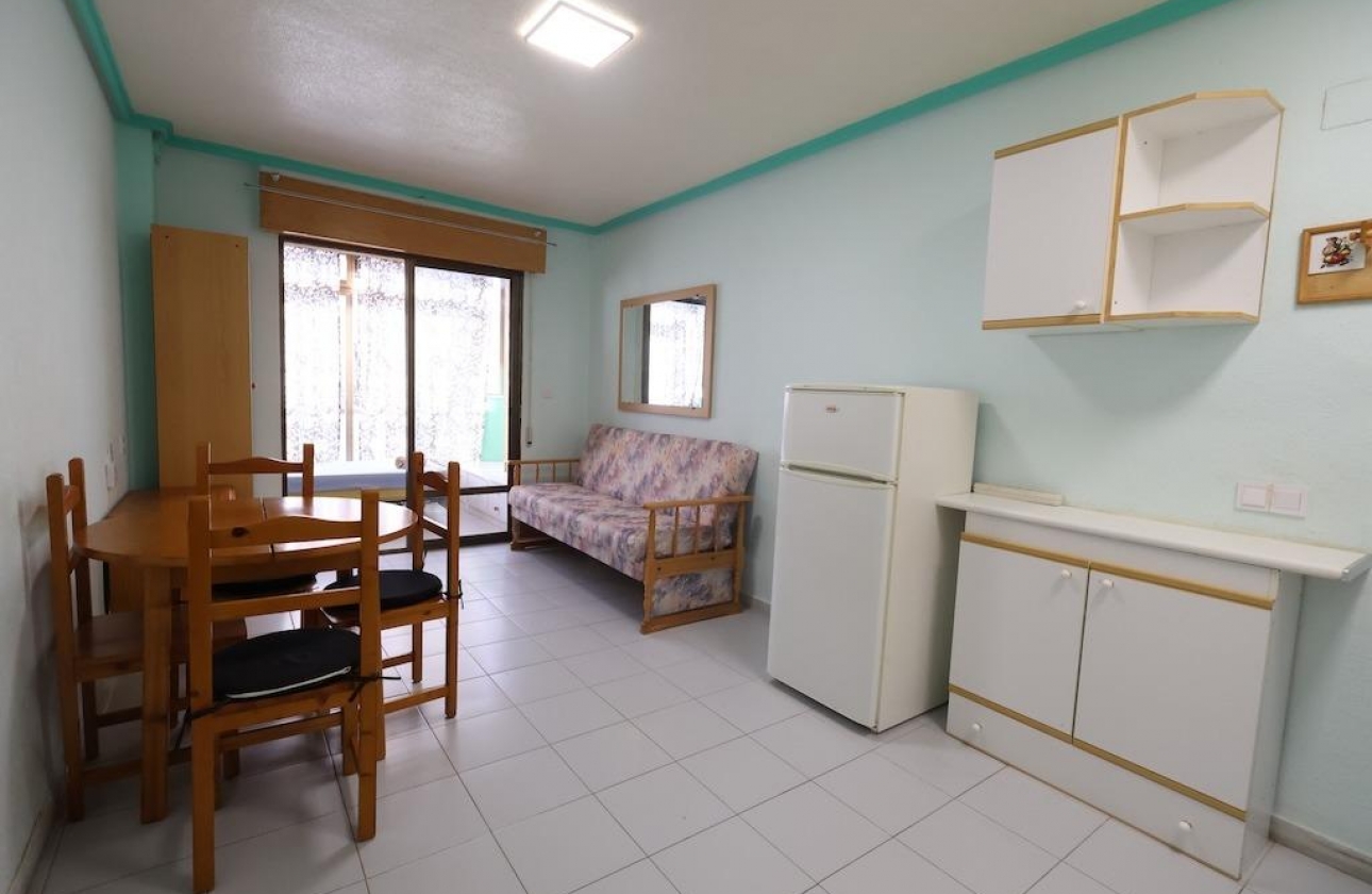 Resale - Studio - Torrevieja - La Siesta - El Salado -  Torreta