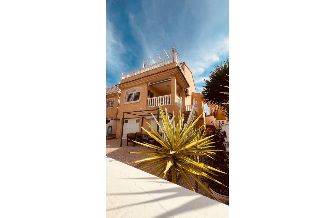Reventa - Villa - Orihuela Costa - Costa Blanca