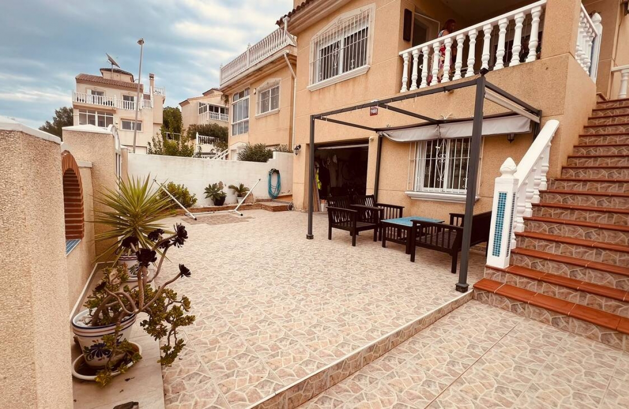 Reventa - Villa - Orihuela Costa - Costa Blanca