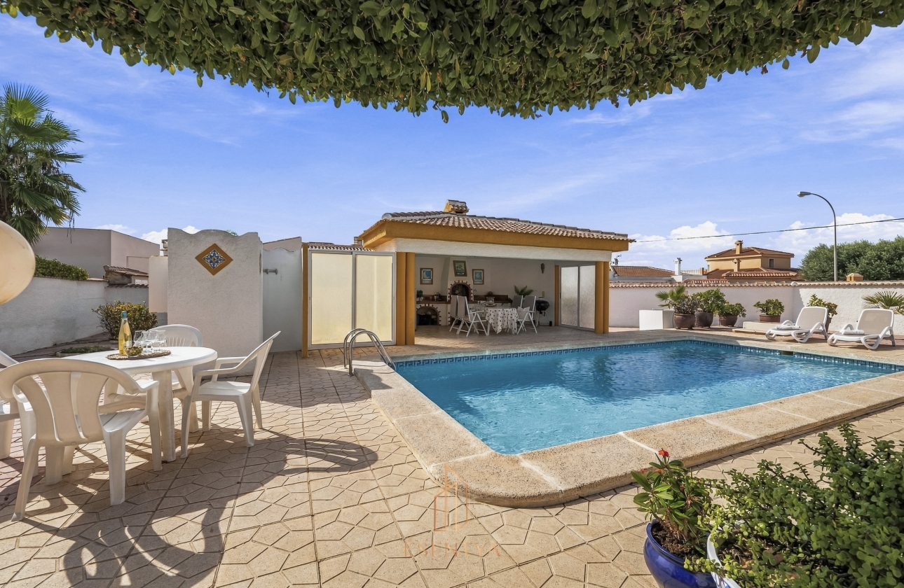 Resale - Villa - Ciudad Quesada