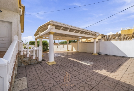 Resale - Villa - Ciudad Quesada