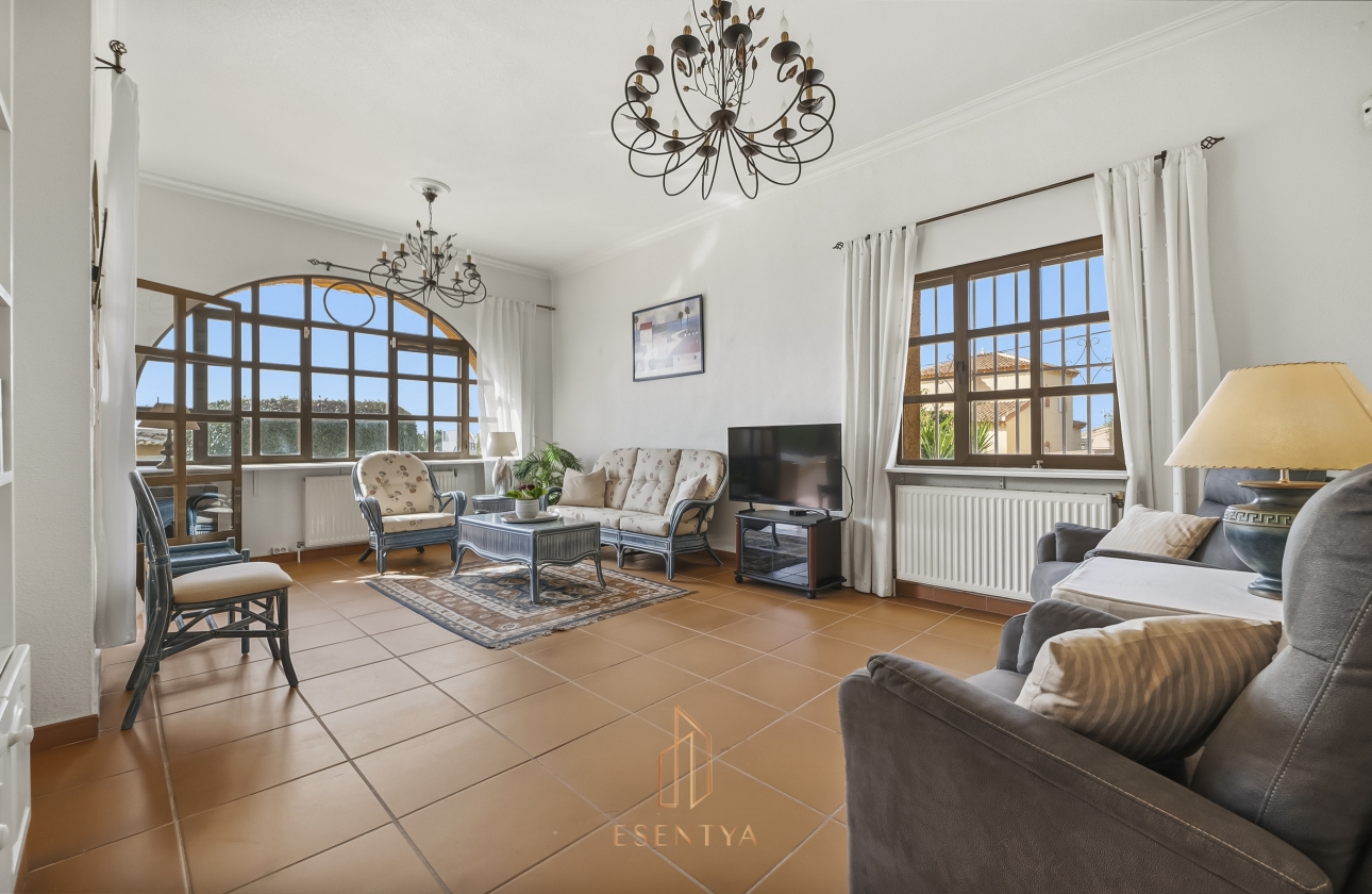 Resale - Villa - Ciudad Quesada