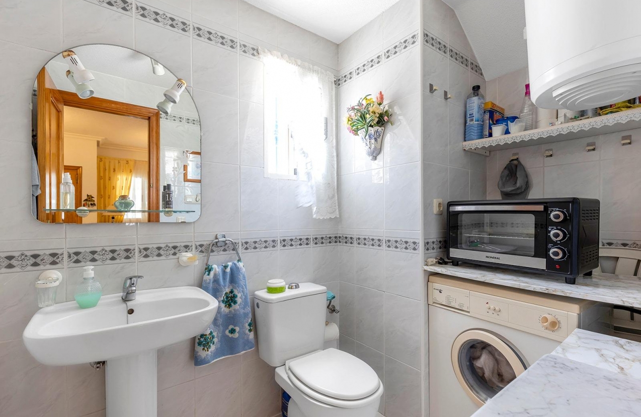 Resale - Semi-detached - Torrevieja - La Mata