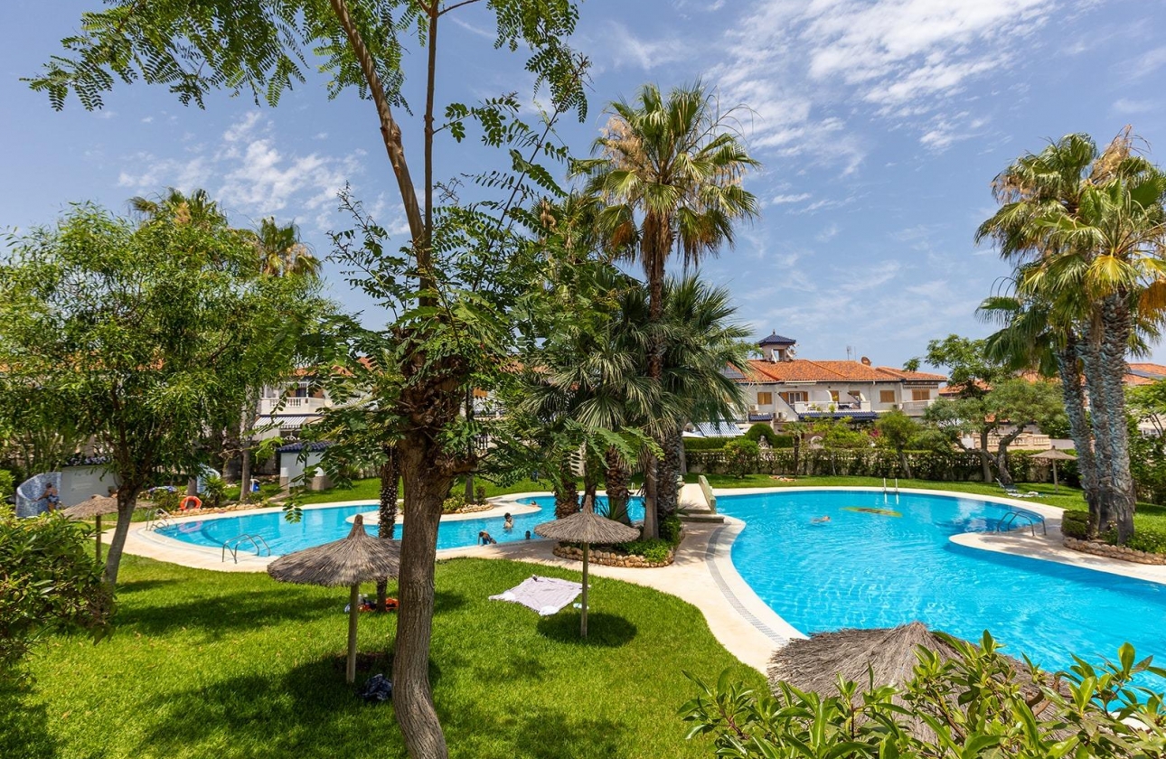 Resale - Semi-detached - Torrevieja - La Mata