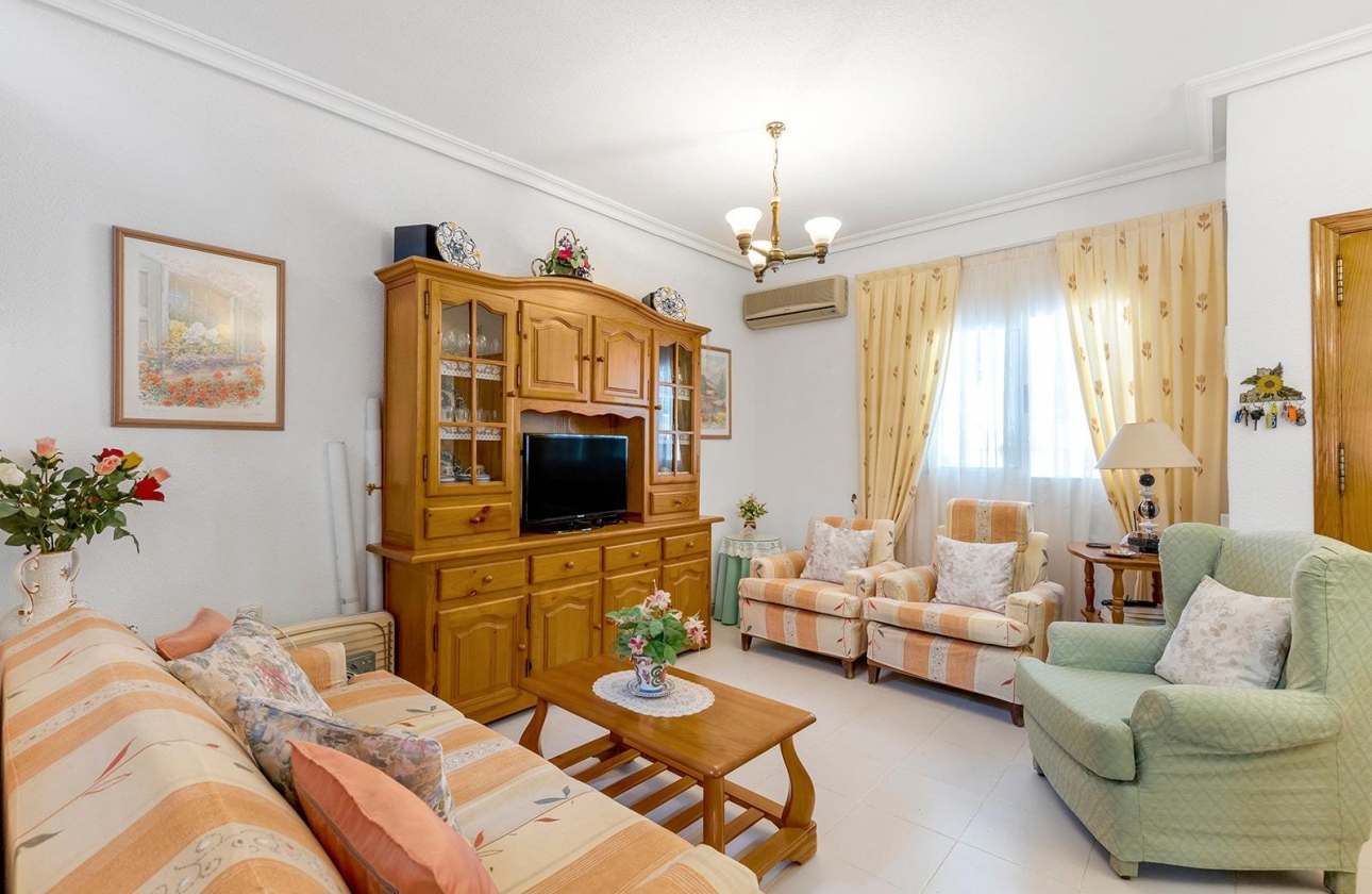 Resale - Semi-detached - Torrevieja - La Mata