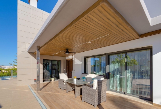 Reventa - Villa - Torrevieja - Los Balcones