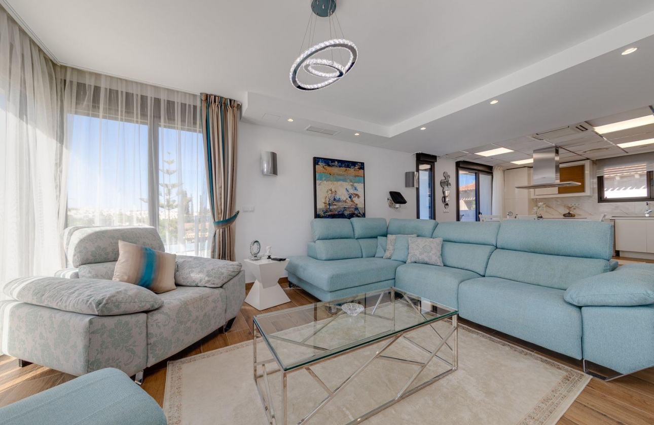 Reventa - Villa - Torrevieja - Los Balcones