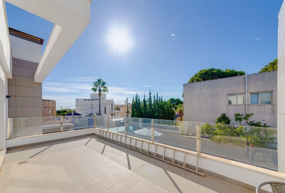 Reventa - Villa - Torrevieja - Los Balcones