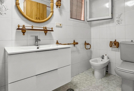 Reventa - Apartment - Torrevieja - Playa de los Locos