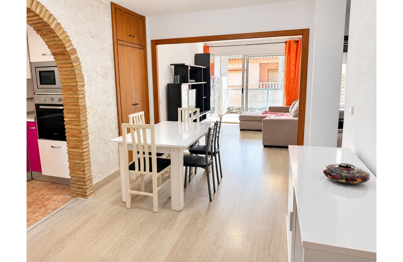 Rynek wtórny - Apartament - Torrevieja - Playa De Los Naufragos