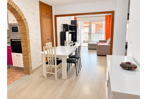 Rynek wtórny - Apartament - Torrevieja - Playa De Los Naufragos