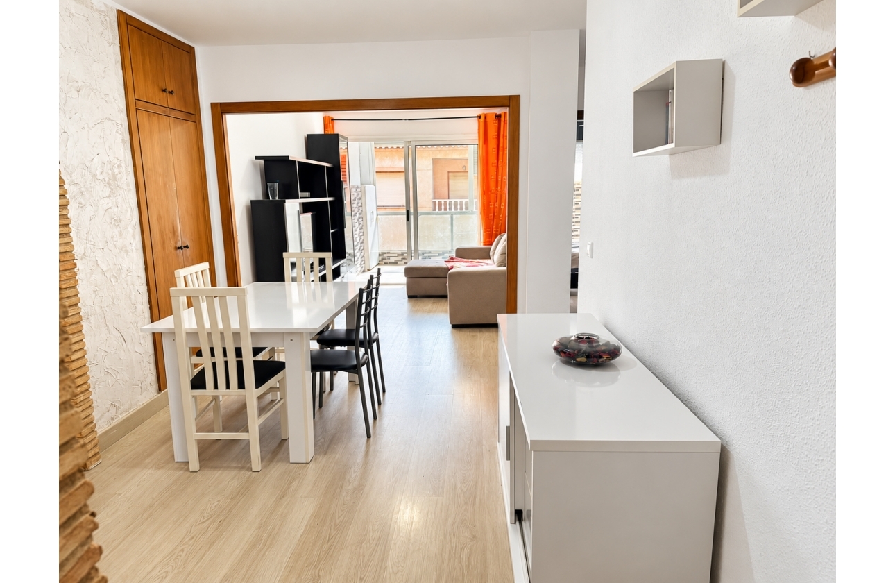 Rynek wtórny - Apartament - Torrevieja - Playa De Los Naufragos