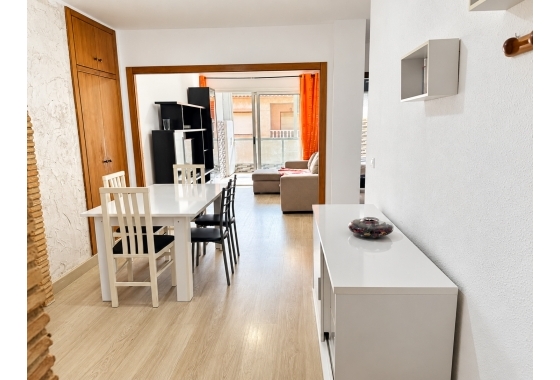 Rynek wtórny - Apartament - Torrevieja - Playa De Los Naufragos