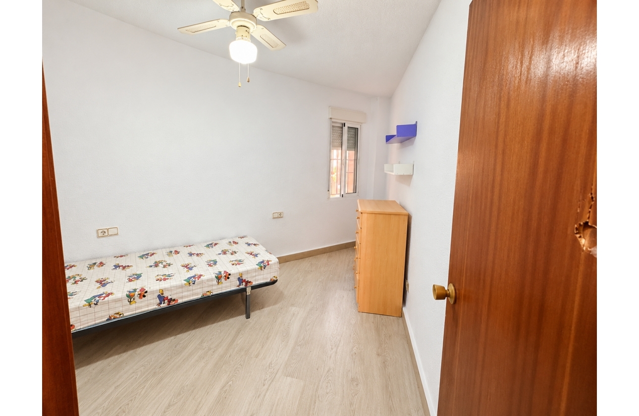 Rynek wtórny - Apartament - Torrevieja - Playa De Los Naufragos