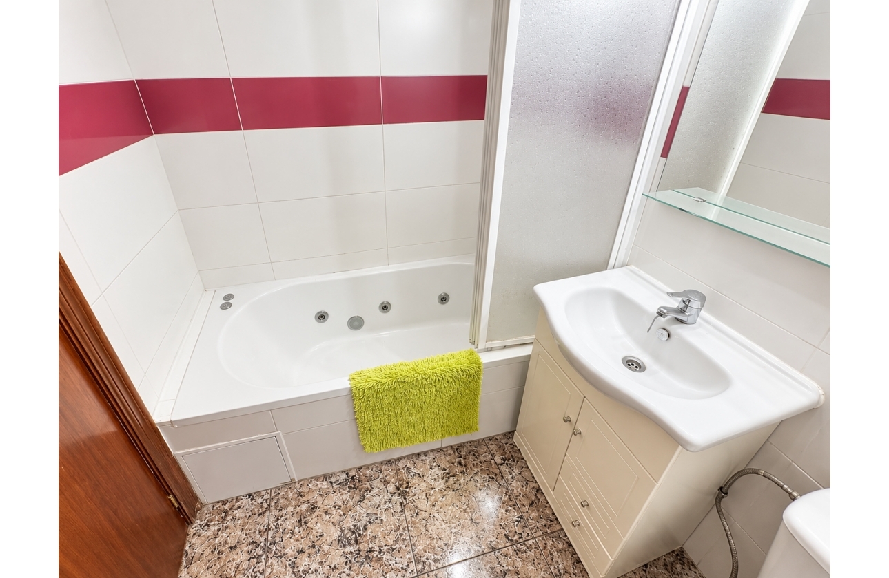 Rynek wtórny - Apartament - Torrevieja - Playa De Los Naufragos