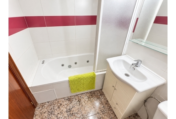 Rynek wtórny - Apartament - Torrevieja - Playa De Los Naufragos