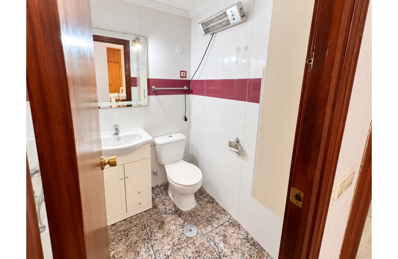 Rynek wtórny - Apartament - Torrevieja - Playa De Los Naufragos