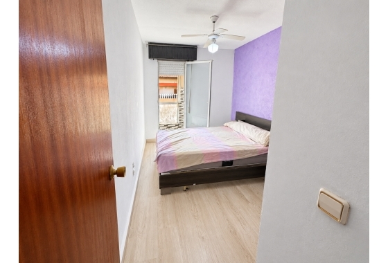 Rynek wtórny - Apartament - Torrevieja - Playa De Los Naufragos