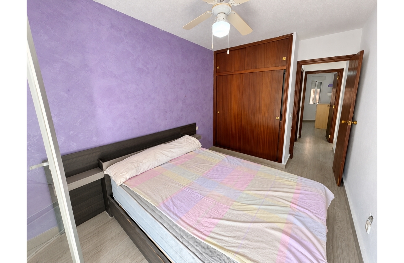 Rynek wtórny - Apartament - Torrevieja - Playa De Los Naufragos