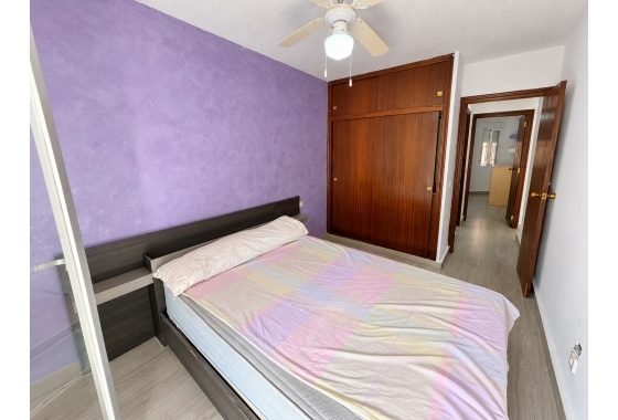 Rynek wtórny - Apartament - Torrevieja - Playa De Los Naufragos