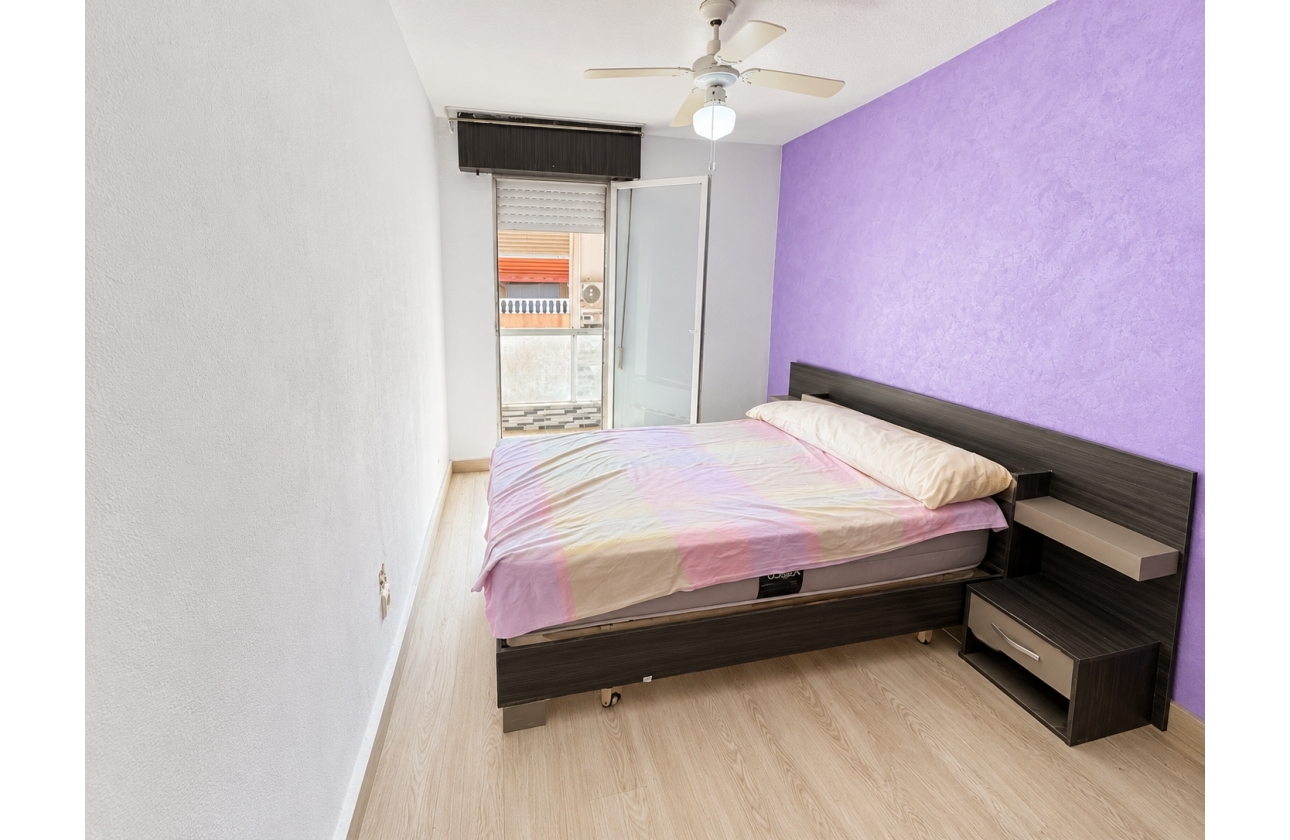 Rynek wtórny - Apartament - Torrevieja - Playa De Los Naufragos