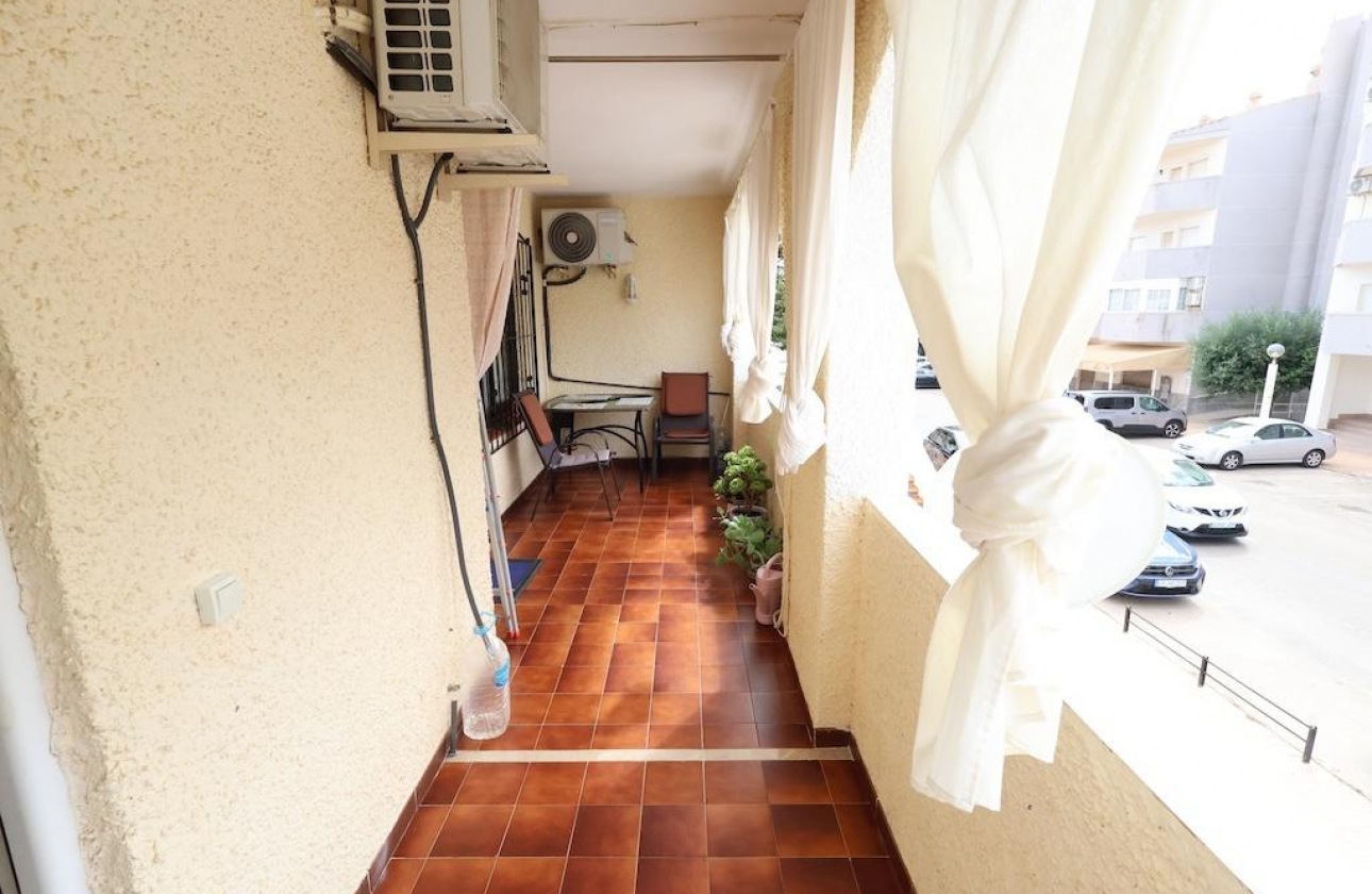 Resale - Bungalow - Orihuela Costa - La Regia