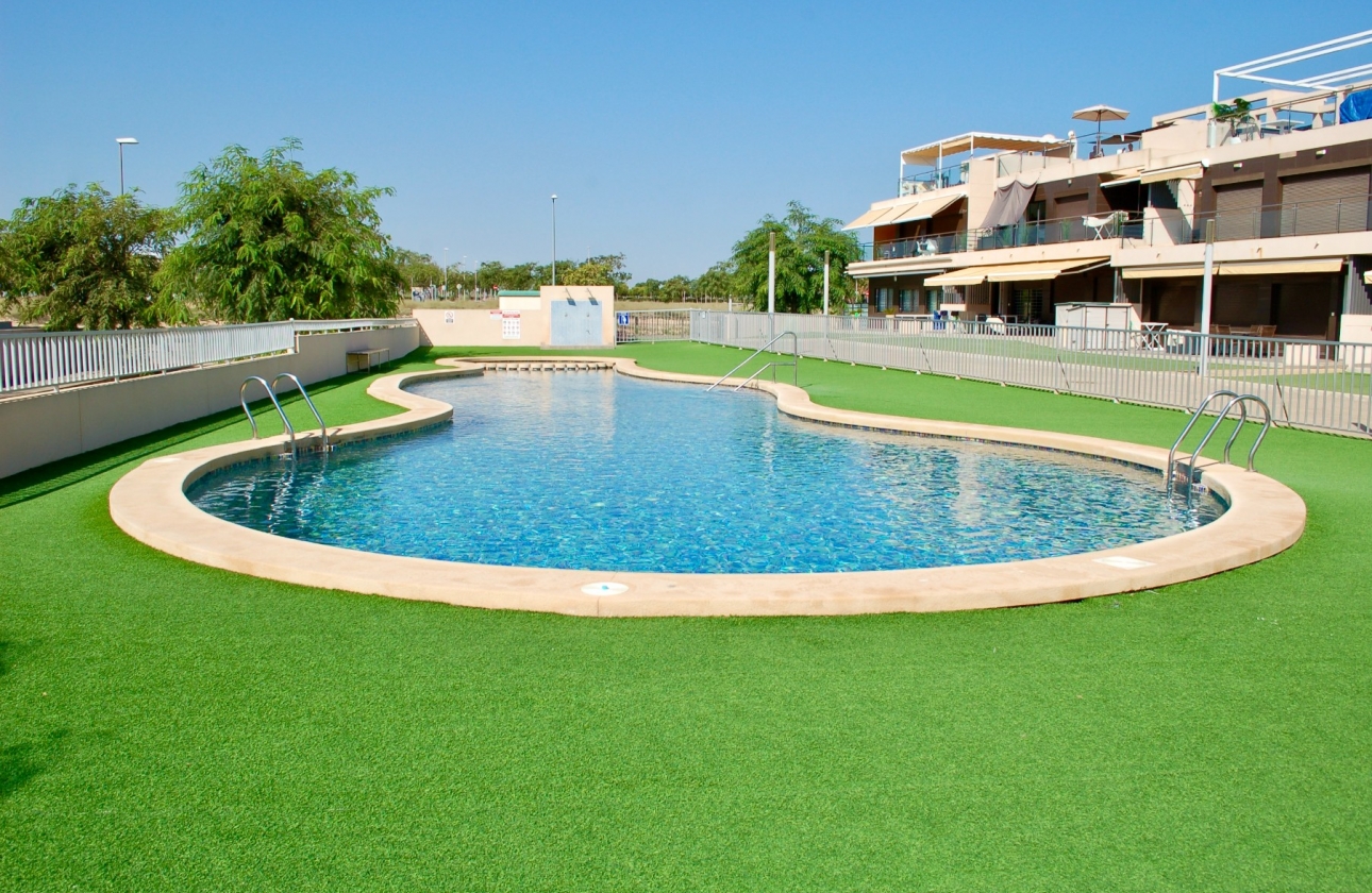 Reventa - Bungalow - Pilar de la Horadada - Mil Palmeras