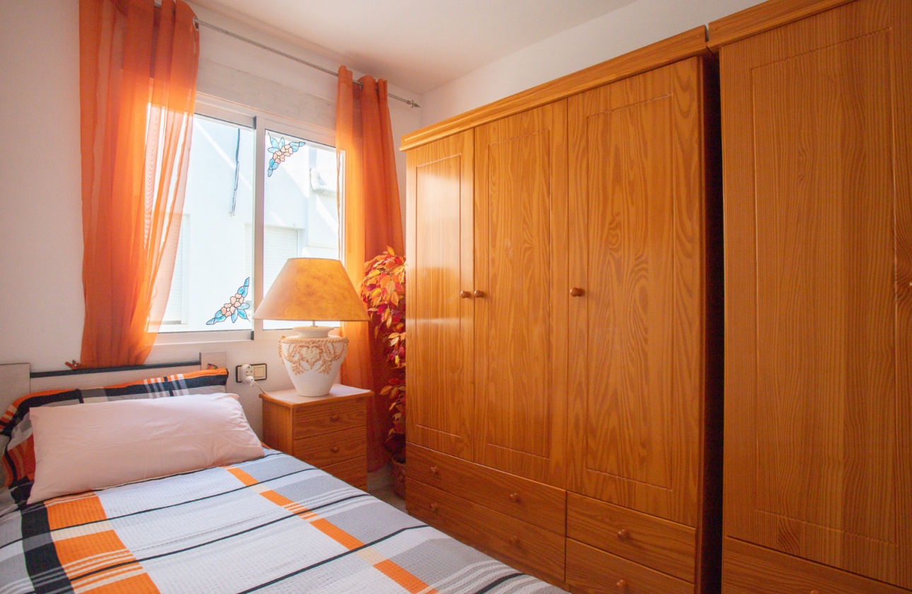 Reventa - Apartment - Orihuela Costa - Los Almendros-La Florida