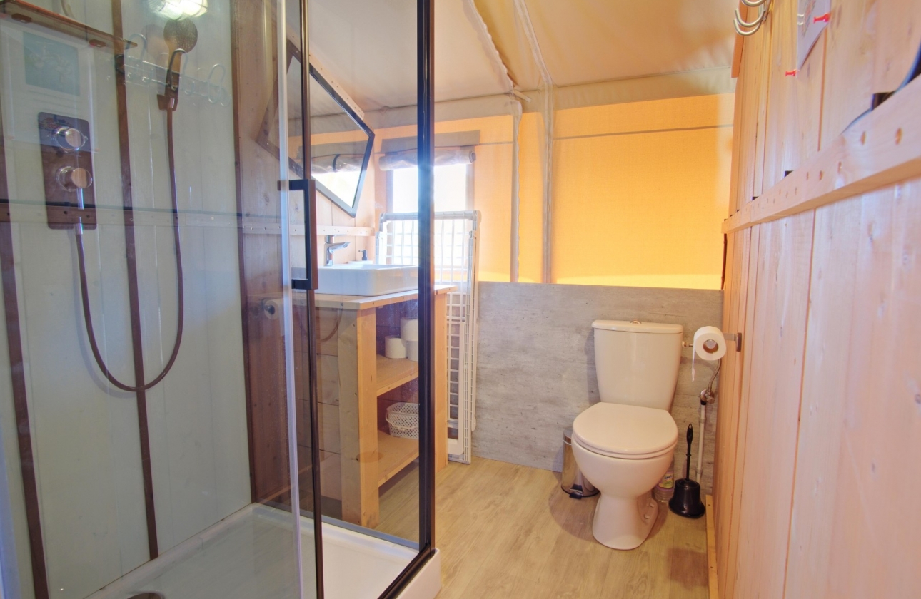 Resale - Commercial Unit - Dolores - Dolores - Country