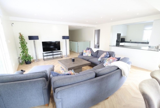 Reventa - Villa - Torrevieja - Los Balcones